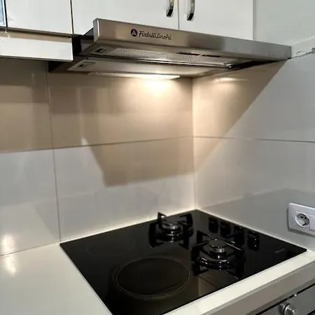 Merkel Apartman *